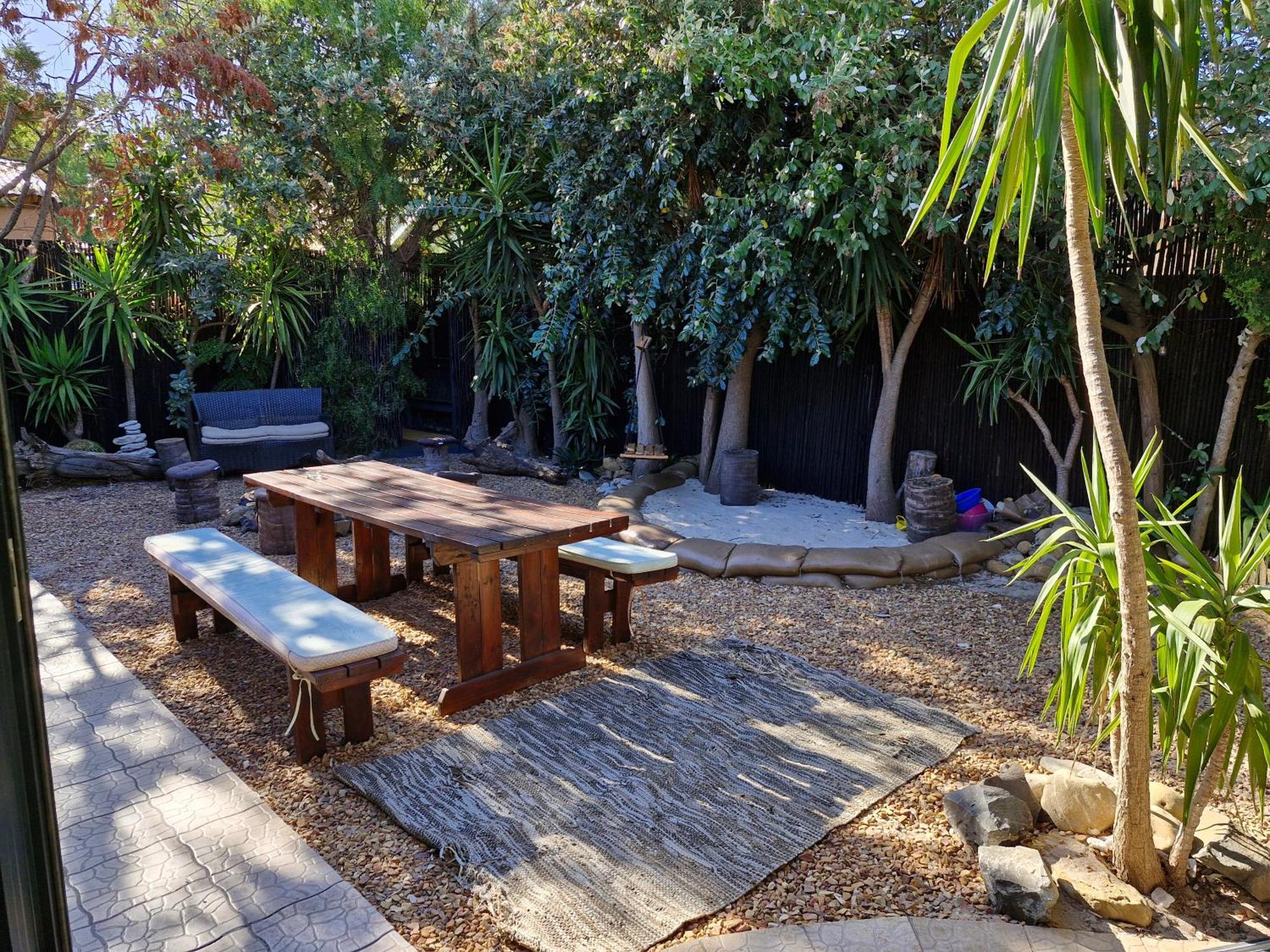 Apartment Regent Casa's - Cape Towns Blouberg Area - Where 20 People Cape Town