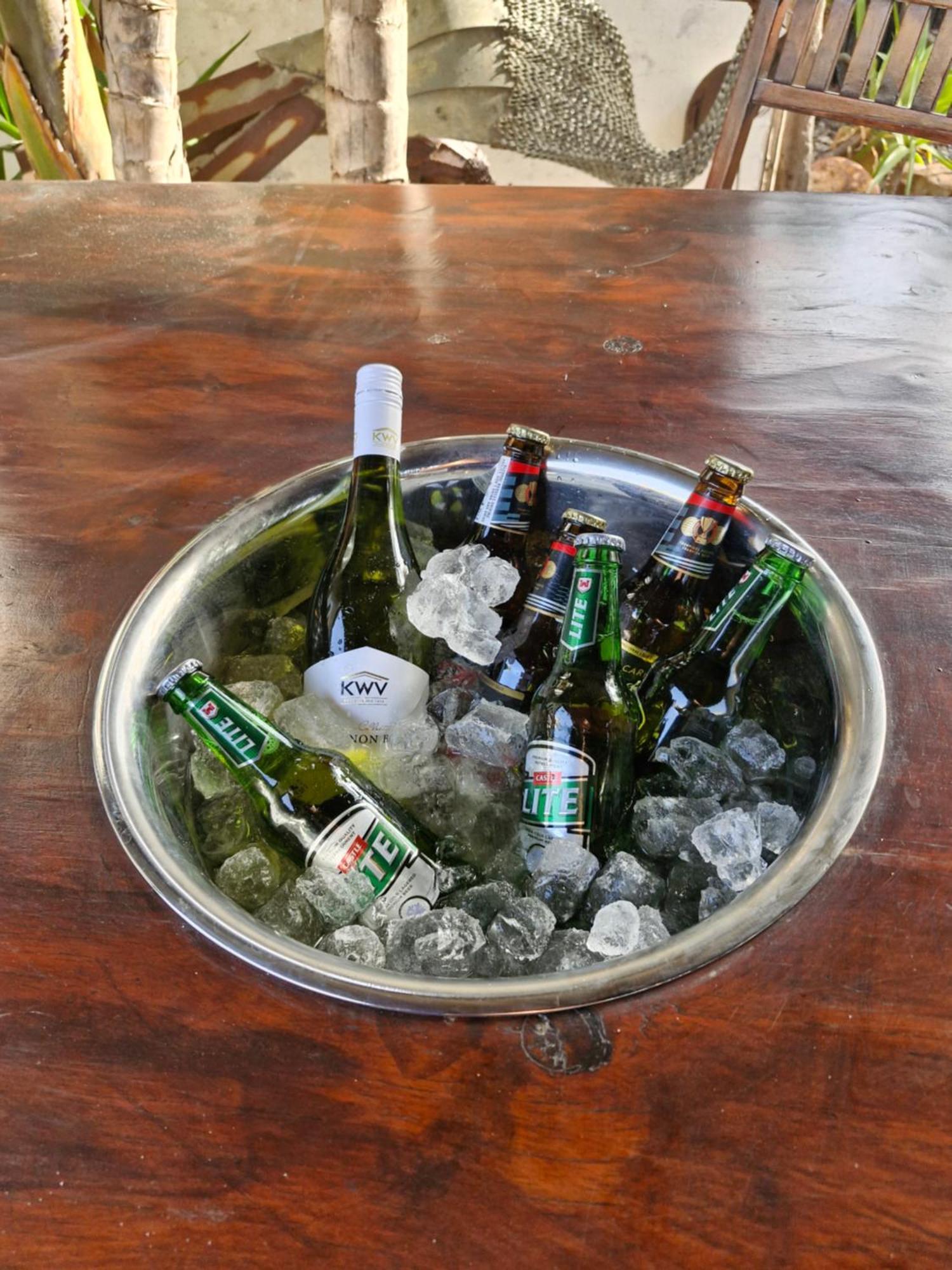 Apartment Regent Casa's - Cape Towns Blouberg Area - Where 20 People Cape Town