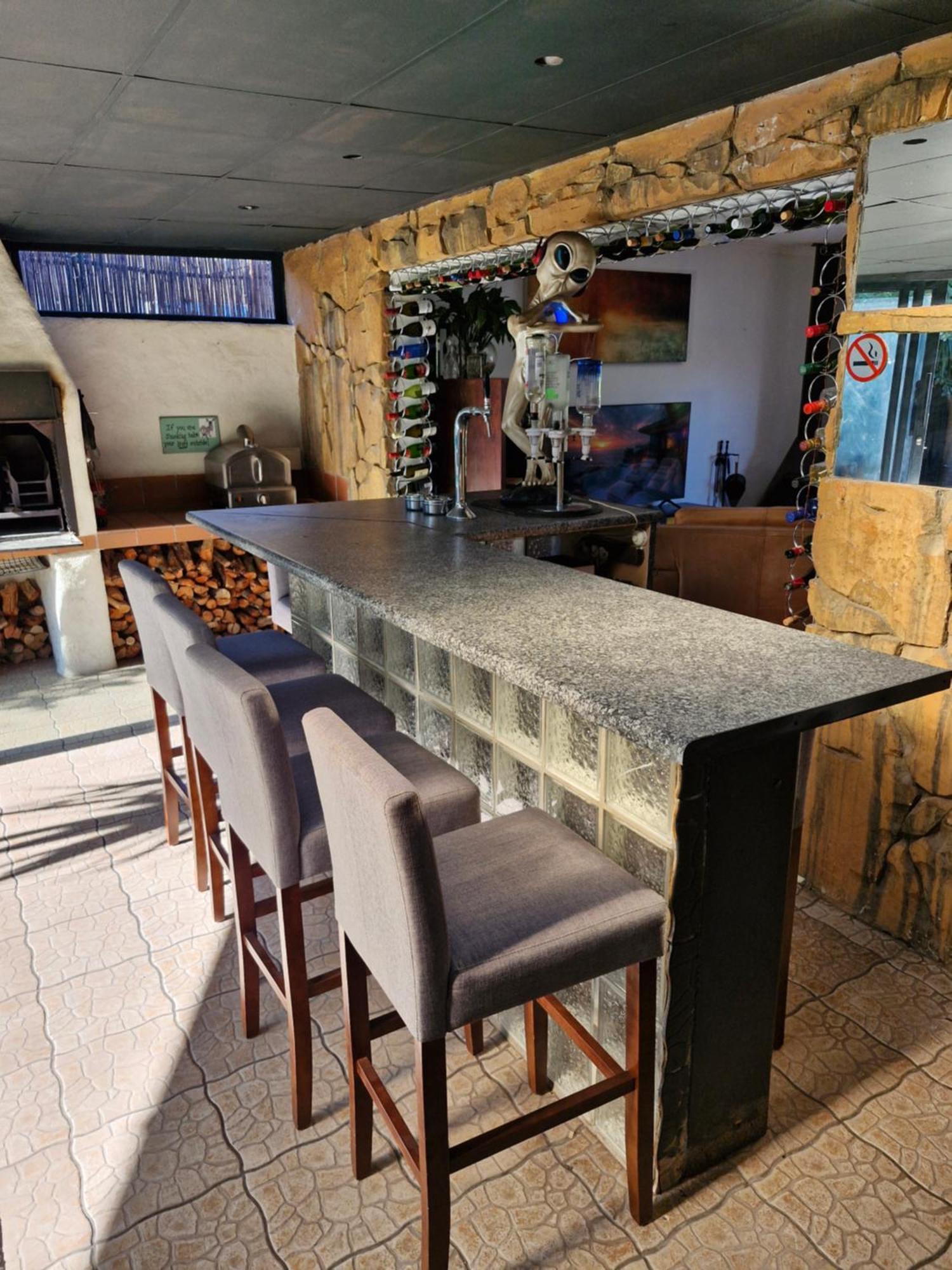 Regent Casa's - Cape Towns Blouberg Area - Where 20 People *